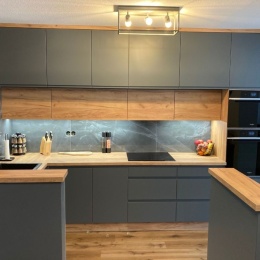 Bestlaminate Livanti Dąb Szlachetny Panele Winylowe SPC