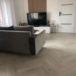 Bestlaminate Adduri A+B Jodełka Dąb Cappuccino Panele Winylowe ESPC