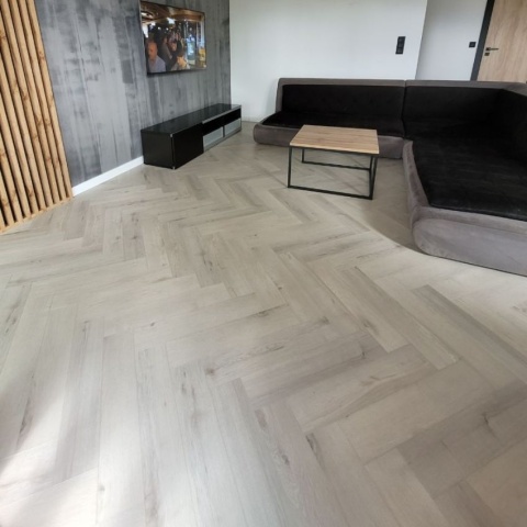 Bestlaminate Adduri A+B Jodełka Dąb Cappuccino Panele Winylowe ESPC