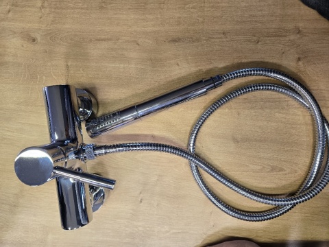 Tower Tech 12030 Baterie Prysznicowe Jednouchwytowe Podtynkowe, Ścienne La Torre.