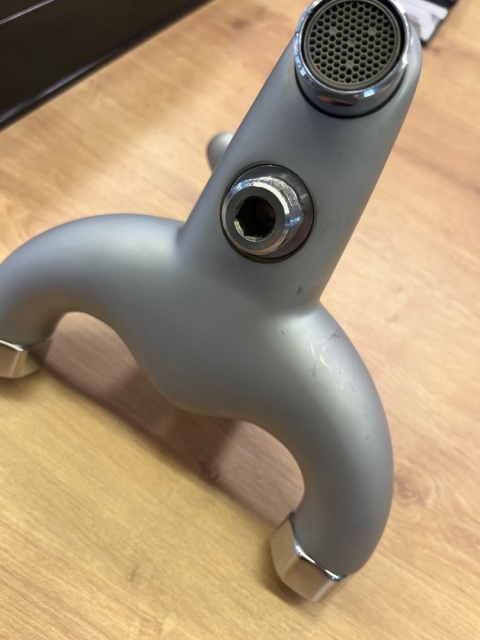 Bateria wannowa La Torre Starlight 10020 powystawowa